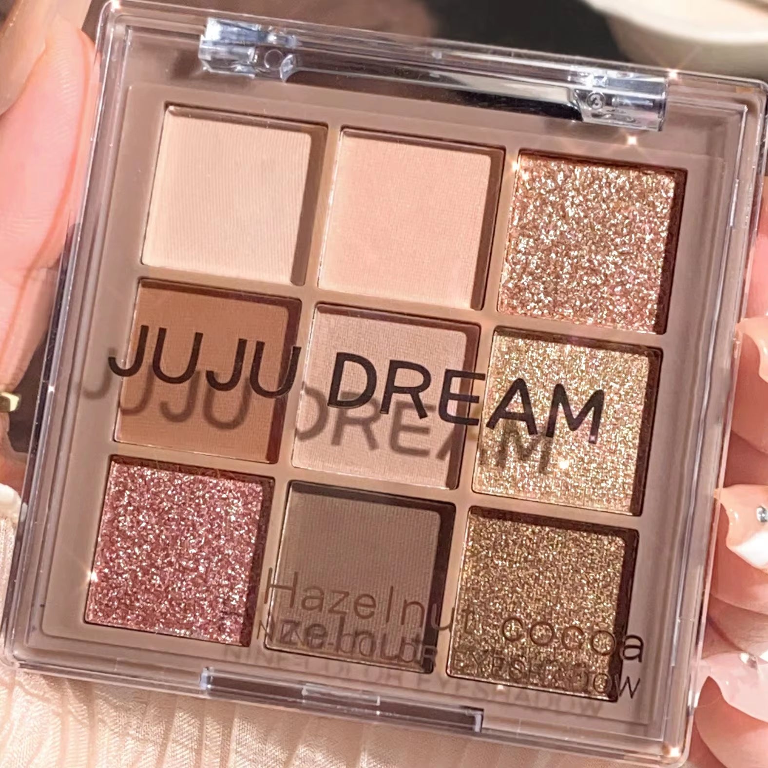 Premium 9-18 Color Eyeshadow Palette - Velvet Matte and Shimmer Finish, Long-lasting Waterproof Formula, Featuring Berry, Brown, and Nude Shades